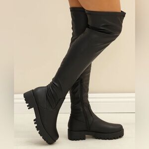 NWT!🐈‍⬛Fashion Nova Over-the-Knee Vegan Leather Boots🖤Size 7.5 SOLD OUT ONLINE
